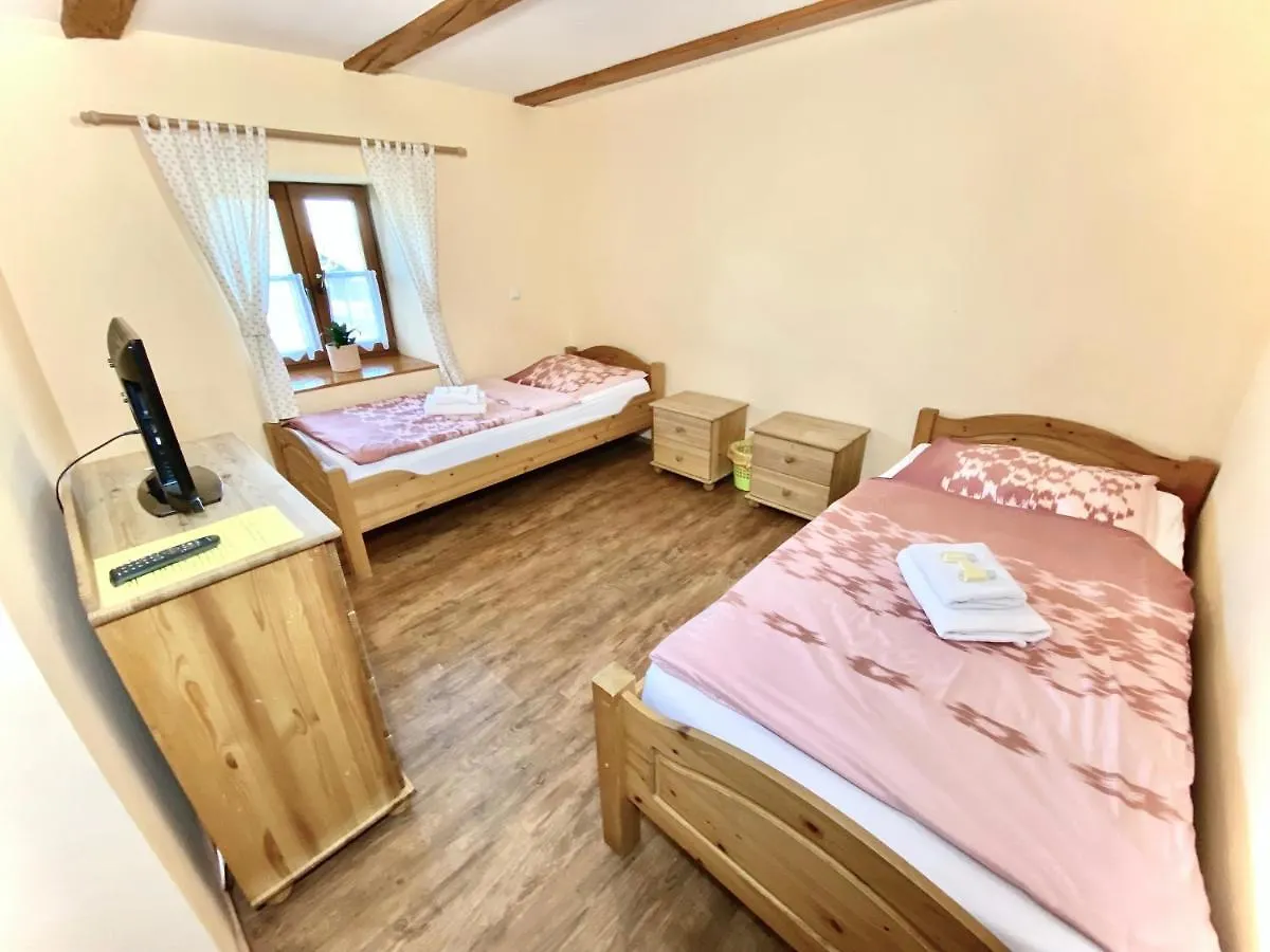 Pension Laurent Ranch Gottfrieding 0*,